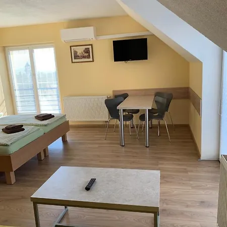 Apartman Hujer Bajmóc